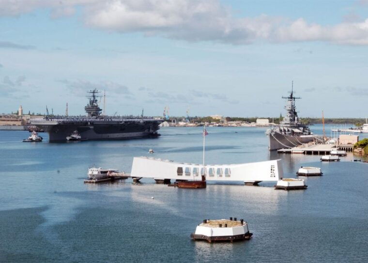 uss-arizona-commanders-narrated-multimedia-tour-23-stops