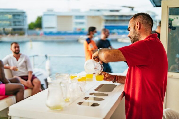 valencia-sunset-or-daytime-catamaran-cruise-with-drink