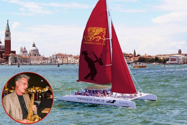 venice-night-catamaran-cruise-of-the-lagoon