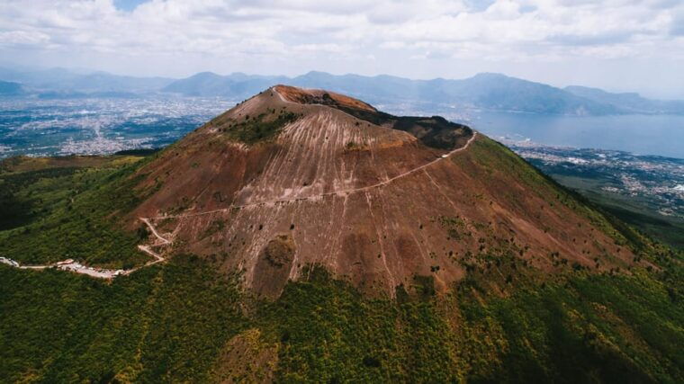 vesuvio-skip-the-line-ticket-with-digital-audioguide