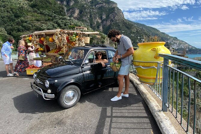 vintage-car-500-photo-shoot-on-the-amalfi-coast