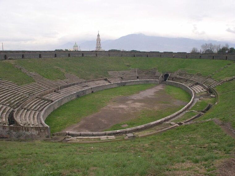 visit-the-pompeii-excavations-from-positano