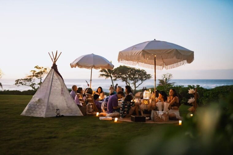 waikiki-beach-picnic-with-photography-and-performance