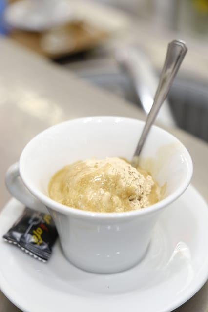 walking-tour-in-genoa-with-tastings-and-stories