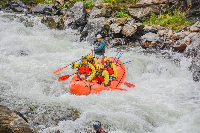 whitewater-rafting-adventure-near-denver