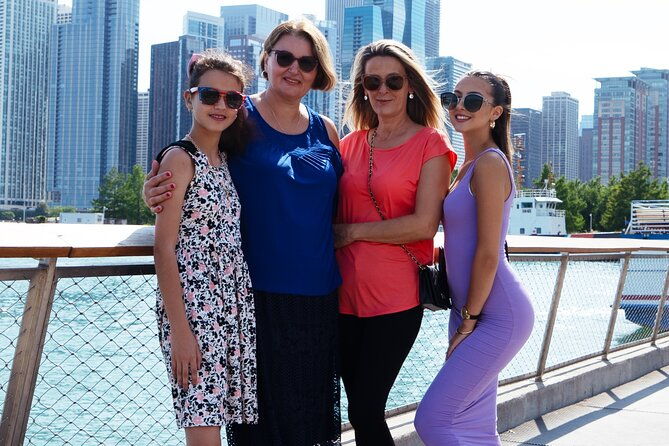 2-hour-magnificent-chicago-tour-with-photos-and-popcorn