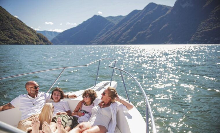 2-hours-private-boat-tour-on-lake-of-como