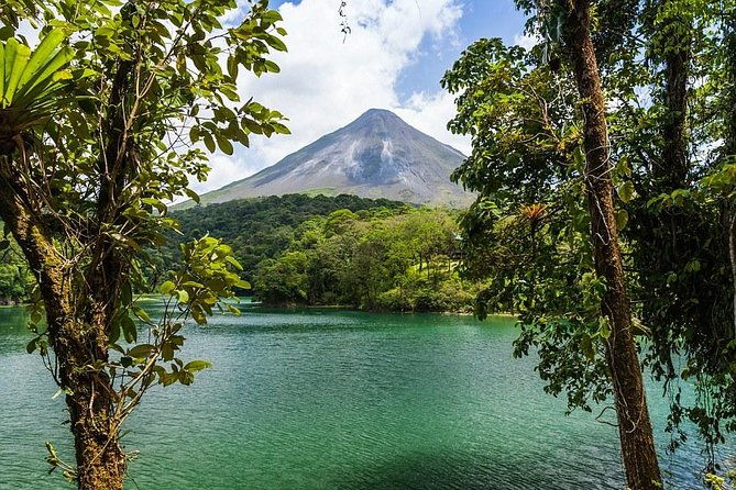 3-days-2-nights-arenal-volcano-monteverde-adventure-from-san-jose