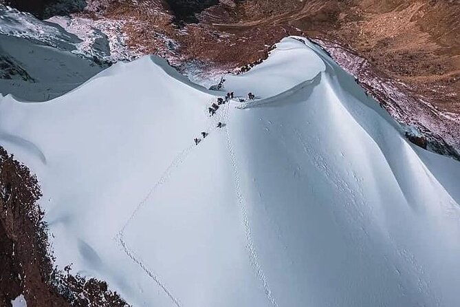 6-days-tour-to-nevado-alpamayo-5947-meters-an-extreme-adventure