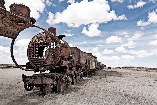 7-day-uyuni-salt-flats-and-desert-adventure-from-la-paz