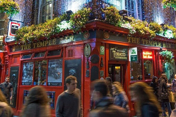 a-self-guided-audio-tour-of-dublins-temple-bar