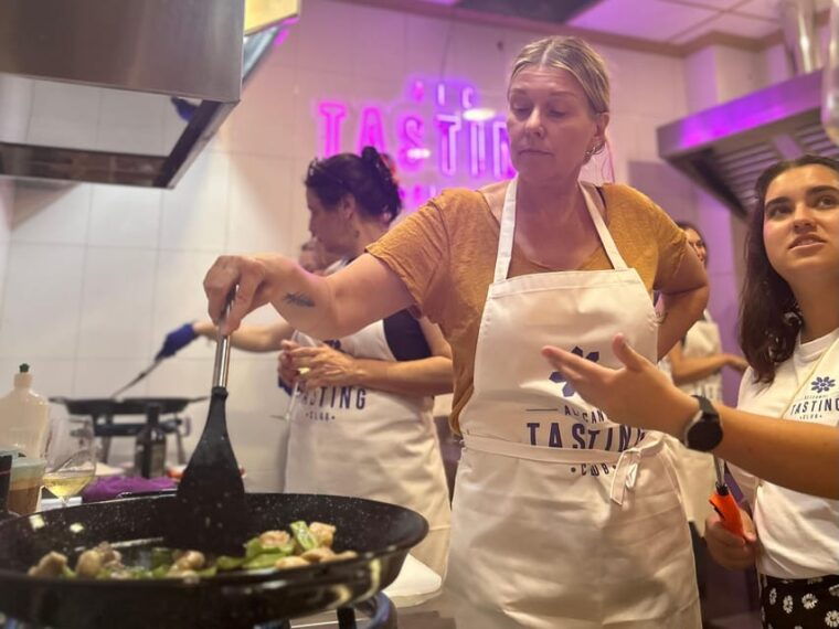 alicante-paella-cooking-class-tapas-drinks-and-market