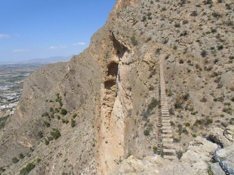 alicante-via-ferrata-hike-in-redovan