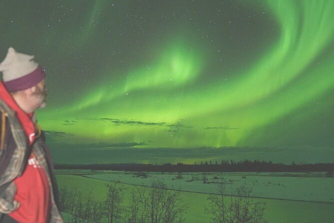 amazing-aurora-chasing-experience-w-portrait-photography