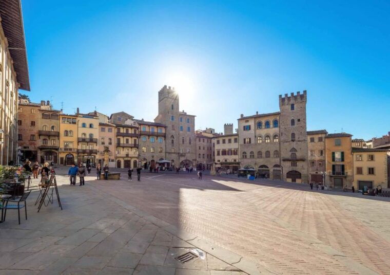 arezzo-guided-walking-tour-with-basilica-of-san-francesco