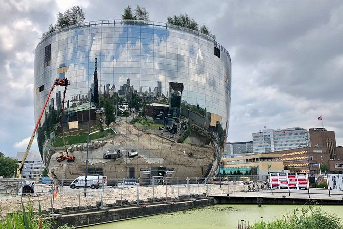 art-and-architecture-walking-tour-in-rotterdam-guided-by-architects