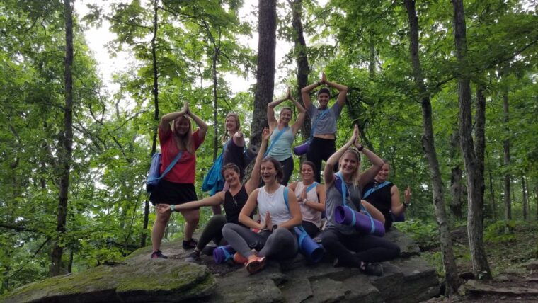 asheville-yoga-on-a-mountain-hike