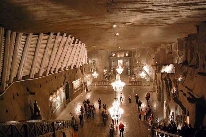 auschwitz-birkenau-salt-mine-day-tour