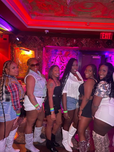 austin-6th-street-bar-crawl-the-epic-group