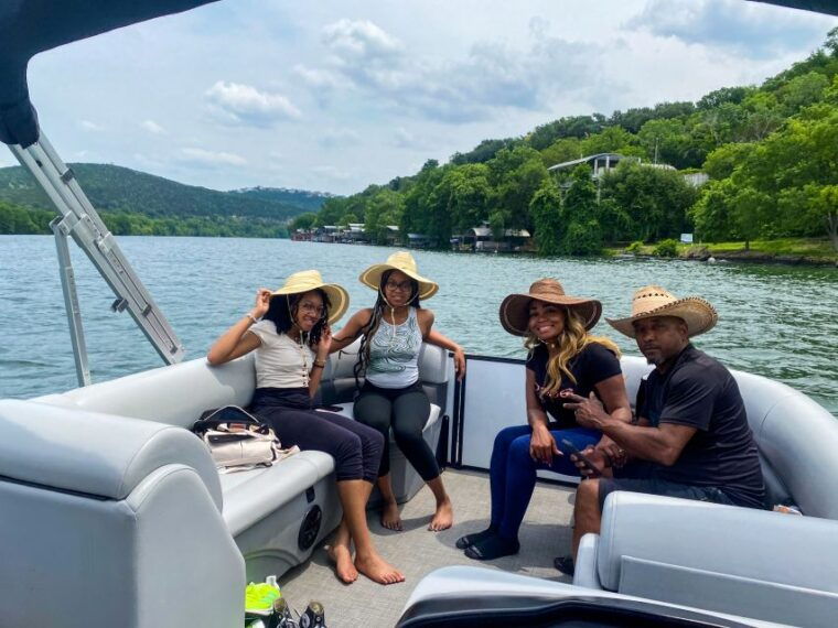 austin-lake-austin-private-boat-cruise-full-sun-shading