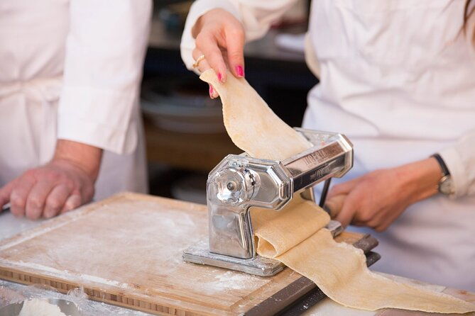 authentic-fettuccine-and-marinara-with-chef-anthony