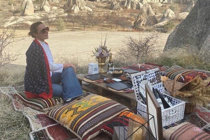 barbecue-picnic-in-the-valley-sunset-time