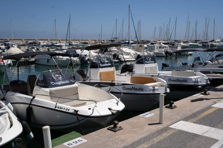 benalmadena-boat-rental-in-malaga-for-hours