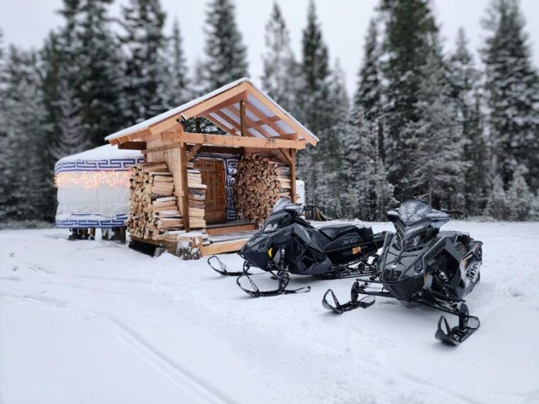 bend-guided-snowmobile-tours-in-national-volcanic-monument
