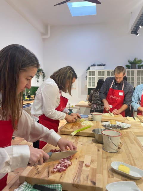 bilbao-basque-pintxos-and-tapas-cooking-class
