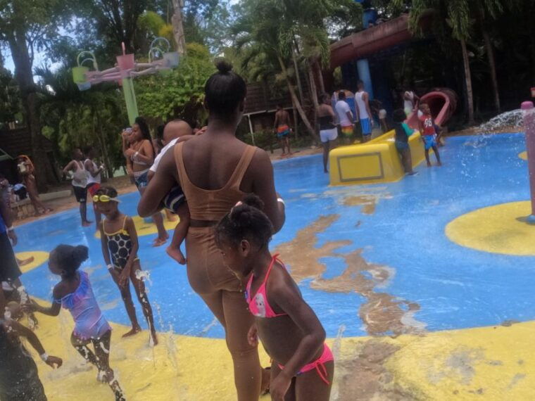 blue-hole-secret-falls-river-tubing-and-dunns-river-falls