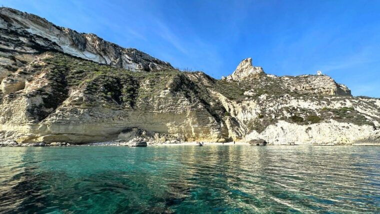 cagliari-boat-tour-with-snorkeling-in-the-caves