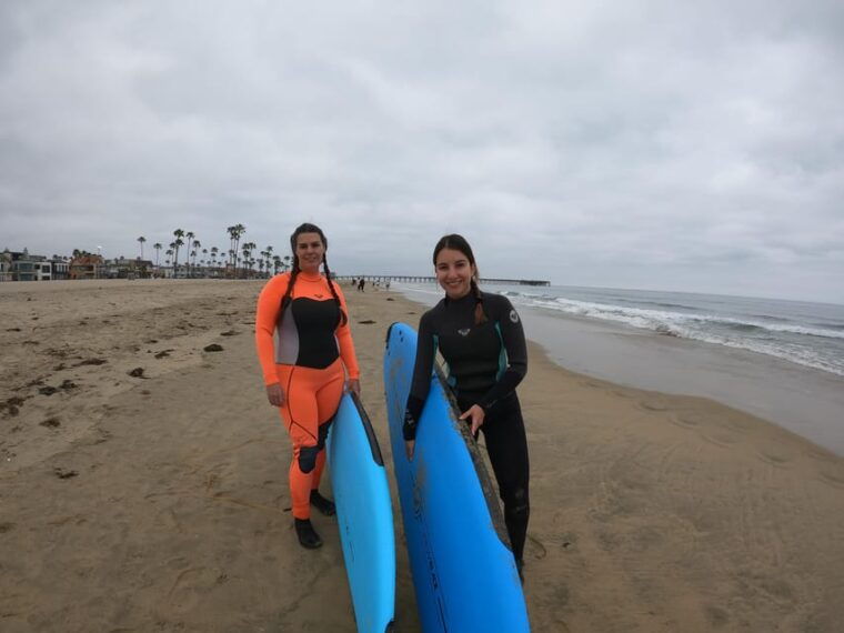 cali-surfing-lesson-with-local-instructors