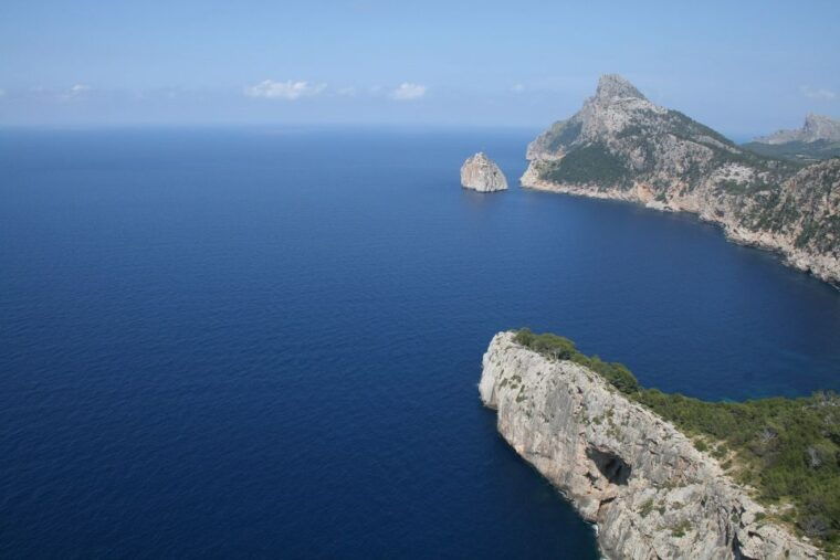 cap-de-formentor-market-beach-and-alcudia-tour