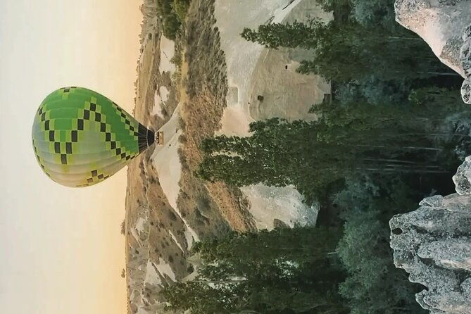 cappadocia-hot-air-balloon-flight-basket-size-15-18-person-cat