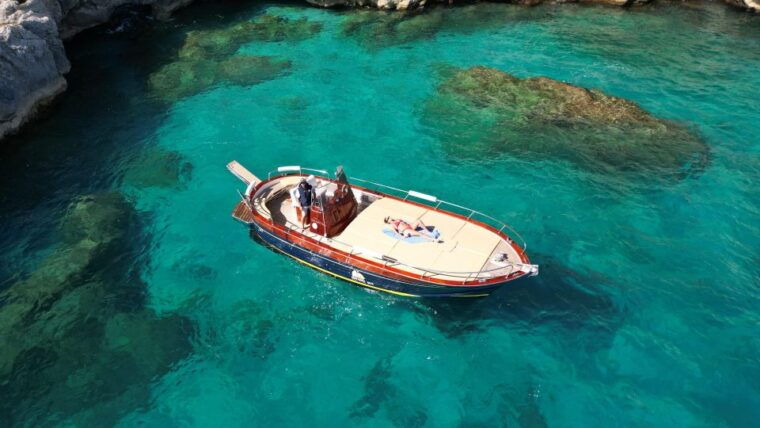 capri-private-boat-tour-with-skipper