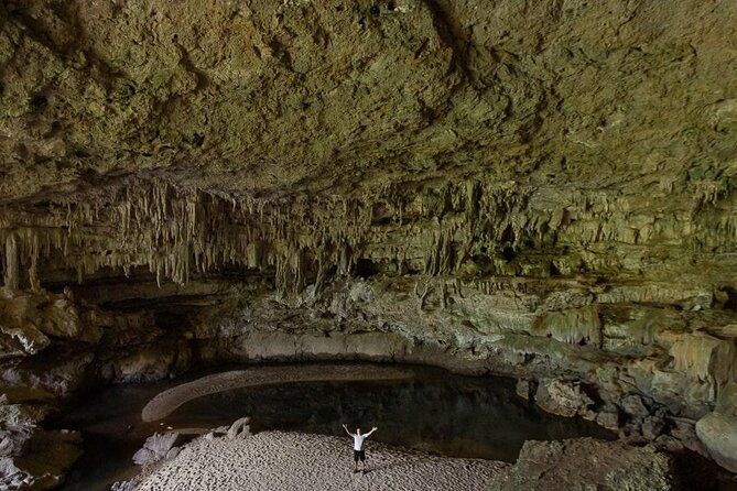 caracol-mayan-ruins-rio-on-pools-and-rio-frio-cave-tour-in-belize