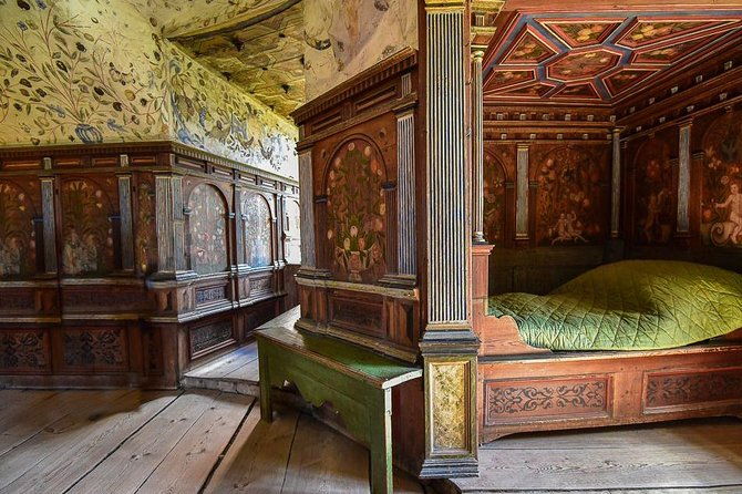 castle-gripsholm-and-drottningholm-palace-private-service