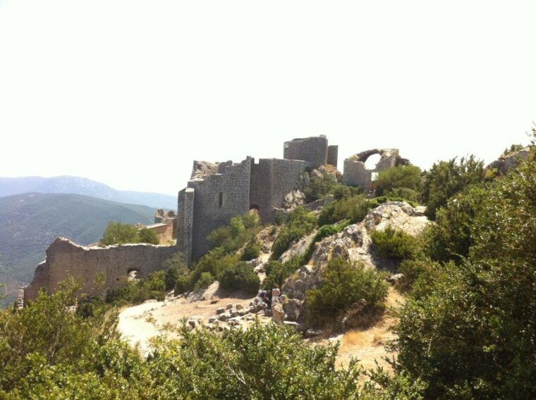 cathar-castles-queribus-and-peyrepertuse