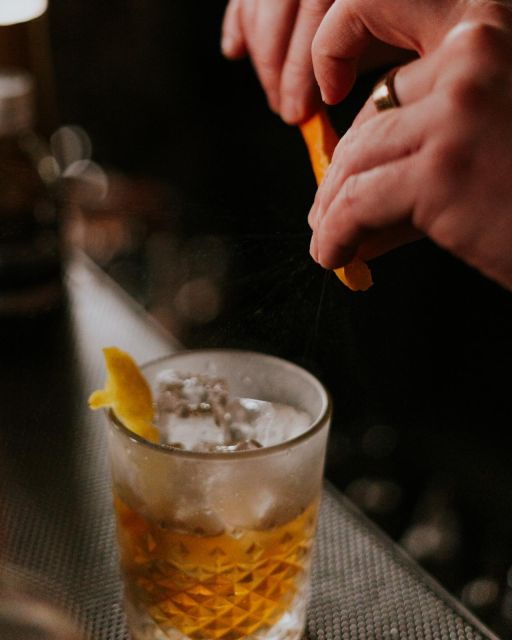 charleston-sip-history-in-the-the-sun-cocktail-class