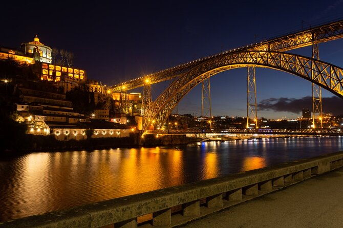 christmas-all-inclusive-dinner-river-cruise-with-dj-on-board