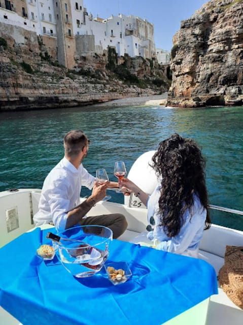 coast-and-caves-of-polignanoboat-toursdrinksswimmingmusic-and-fun