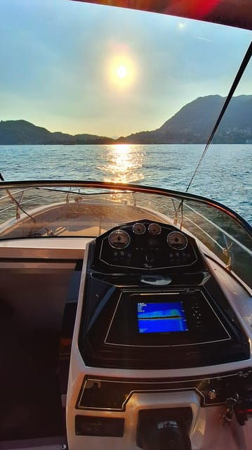 como-blue-lake-villas-and-waterfalls-of-como-lake-2-hr