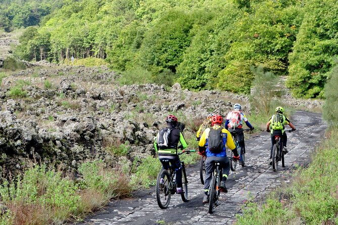 complete-tour-of-etna-by-e-mtb