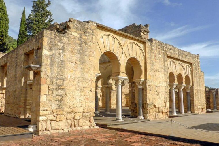 cordoba-guided-tour-of-azahara-medina