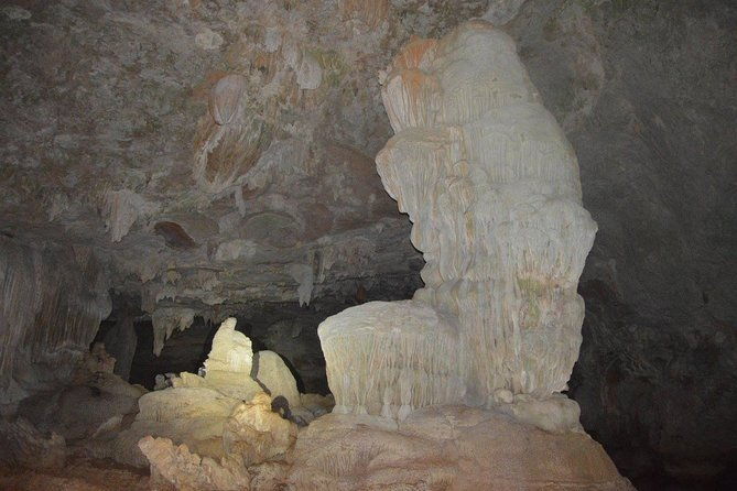 crystal-cavetubing-and-ziplines-with-ambergris-caye-pickup