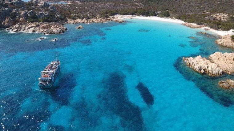 daily-boat-excursions-la-maddalena-archipelago