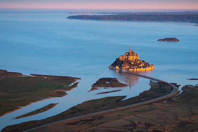 day-trip-with-a-local-driver-mont-saint-michel-from-saint-malo-6h