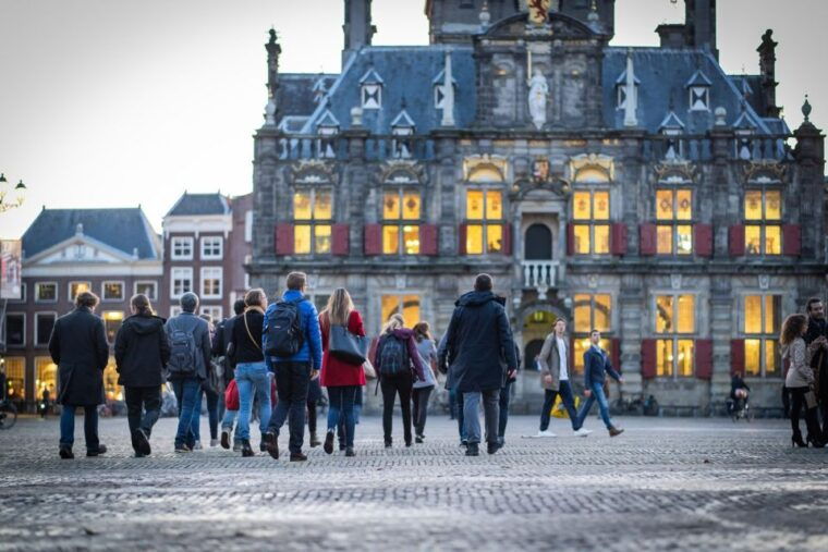 delft-city-tour-with-dutch-food-and-drink