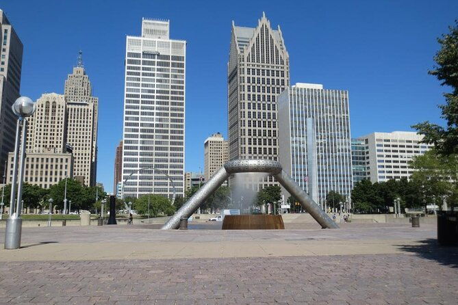 departure-private-transfer-detroit-to-detroit-airport-dtw-in-luxury-suv