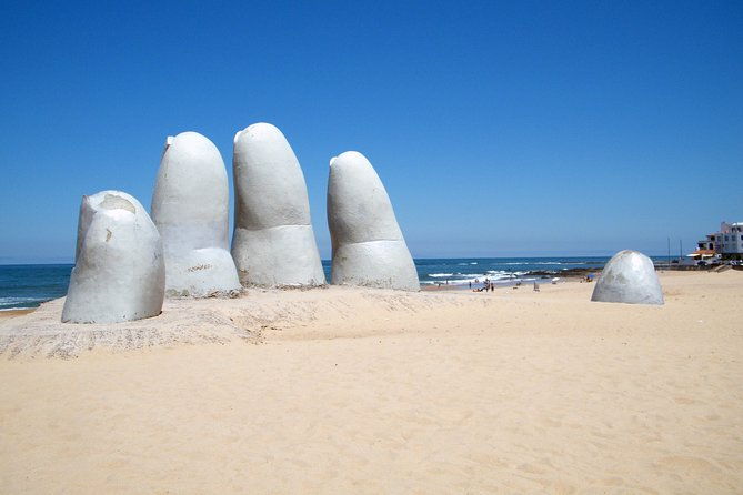 discovering-punta-del-este-half-day-city-tour